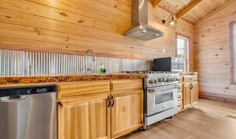 1090 Valley Grain Rd, Brooksville, MS 39739
