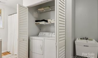 311 Jacks Knob Rd, Barnardsville, NC 28709