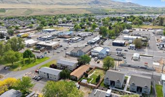 705 8th St, Benton City, WA 99320