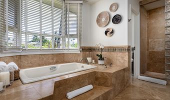 68-1375 PAUOA Rd Q4, Kamuela, HI 96743