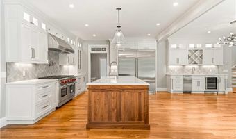 105 Princess Pine Dr, East Greenwich, RI 02818