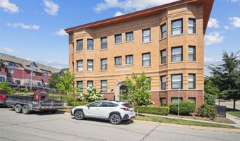 1503 Pleasant St 6, Des Moines, IA 50314