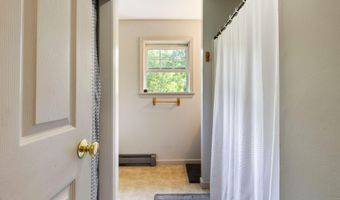 30 Cogliandro Dr, Acton, ME 04001