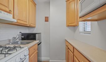 1121 ARLINGTON Blvd 746, Arlington, VA 22209