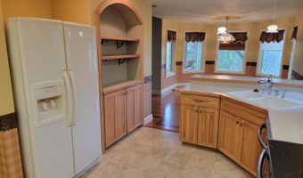 10458 Harmony Hills Dr, Aurora, IN 47001