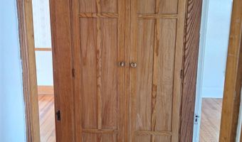 218 Dearborn St, Berne, IN 46711