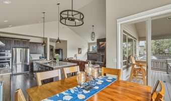 60414 Hedgewood Ln, Bend, OR 97702