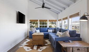 11046 New York St, Bay St. Louis, MS 39520