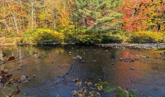 239 Riverside Dr, Campton, NH 03223