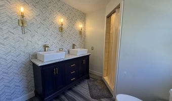 605 Farrelly Ave, Bayville, NJ 08721