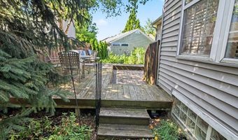 1480 Kelly Green Dr, Ann Arbor, MI 48103