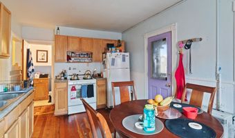 305-307 N Winooski Ave, Burlington, VT 05401