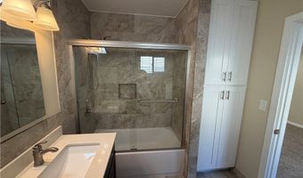 2227 E Westport 2, Anaheim, CA 92806