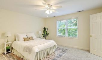 273 Maple Ave, Barrington, RI 02806