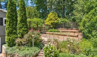 78 Grovewood Rd, Asheville, NC 28804