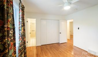 88 Gibson Rd, Asheville, NC 28804