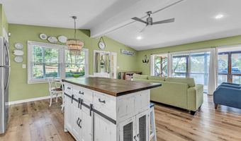 58 Lake Hill Dr, Alexander City, AL 35010