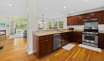 9 Franklin 8, Acton, MA 01720