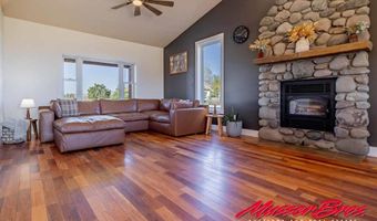 31 Iron Creek Dr, Cody, WY 82414
