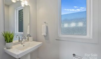 919 Cityscape Dr, Charlotte, NC 28205