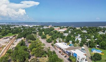 142 Blaize Ave, Bay St. Louis, MS 39520