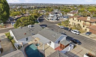 6200 W 77th St, Los Angeles, CA 90045