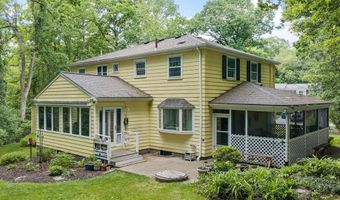5 Myrtle Dr, Acton, MA 01720