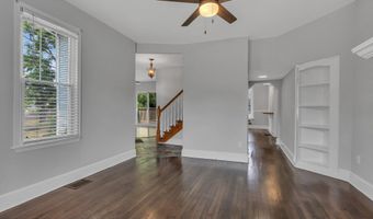 18 Middletown Ave, Atlantic Highlands, NJ 07716