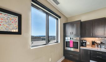145 Biltmore Ave 205, Asheville, NC 28801