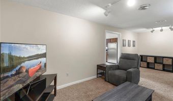 6684 133rd St W, Apple Valley, MN 55124