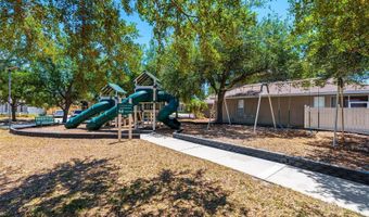 5335 CLOVER MIST Dr, Apollo Beach, FL 33572