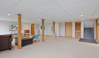 5835 Scenic Acres Rd, Aurora, MN 55705