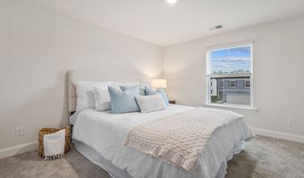 103 Red Admiral Ln, Savannah, GA 31419