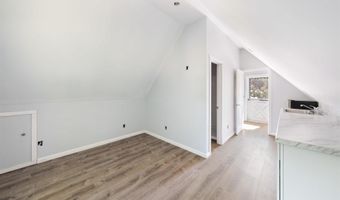 10311 SE Torch Lake Dr, Alden, MI 49612