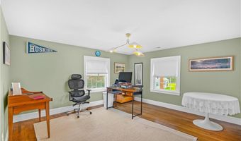 24 Huntington Dr, East Providence, RI 02916