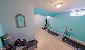 601 ACCOTON Dr, Accokeek, MD 20607