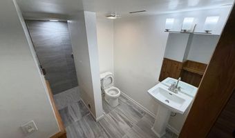 404 Cimarron Rd, Apple Valley, MN 55124
