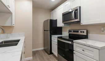 2094 E Grand Ave 7, Escondido, CA 92027