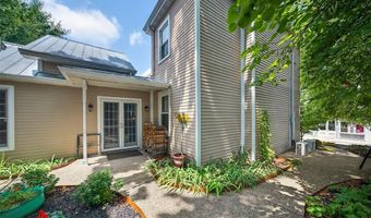 5596 Walnut St, Augusta, MO 63332