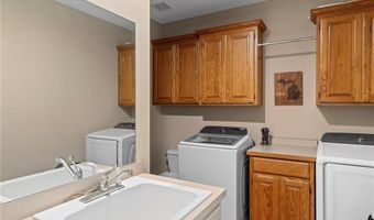 6 Leawood Pl, Bella Vista, AR 72715