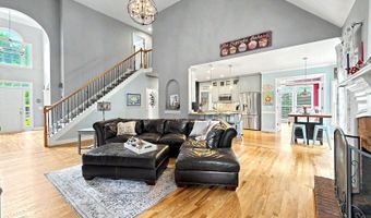 1345 Bentwater Dr, Acworth, GA 30101