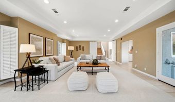 425 Loma Larga, Solana Beach, CA 92075