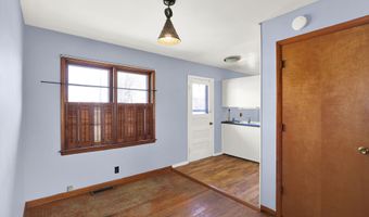 122 Edgewood Dr, Bedford, IN 47421