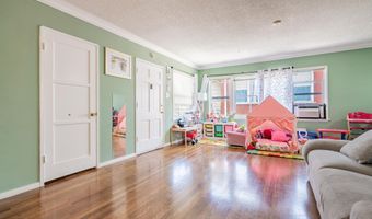 5924 S Fairfax Ave, Los Angeles, CA 90056