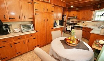 17 Garden Ave, Belleville, NJ 07109