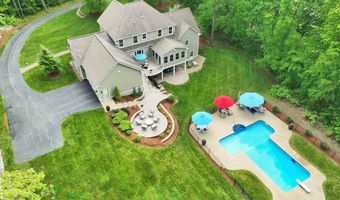 54 Pasture Rd, Auburn, NH 03032