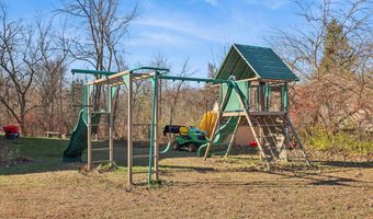 5301 Valley Rd, Ames, IA 50014