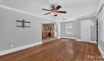 1323 Carolyn Dr, Charlotte, NC 28205