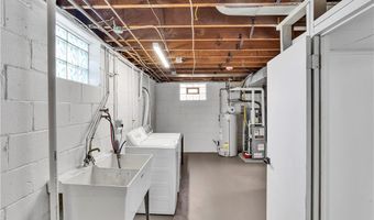 2004 Orofino St, McKeesport, PA 15132