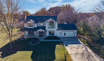 624 S KELLER PARK Dr, Appleton, WI 54914